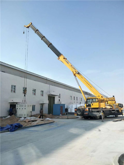 渝中区“超载就喊停”—— 吊车的 “重量保镖” 技术